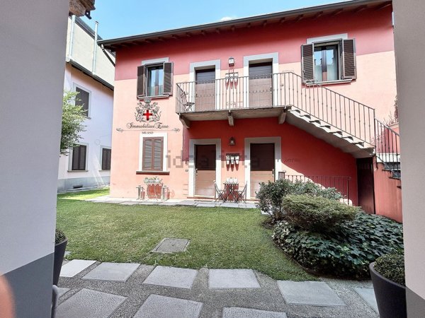 appartamento in vendita a Milano in zona Quarto Cagnino