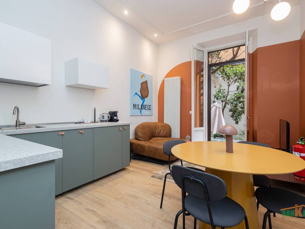 appartamento in vendita a Milano in zona Centro Direzionale