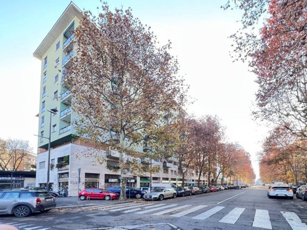 appartamento in vendita a Milano in zona Sempione