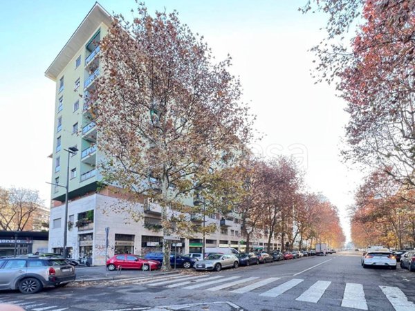 appartamento in vendita a Milano in zona Sempione