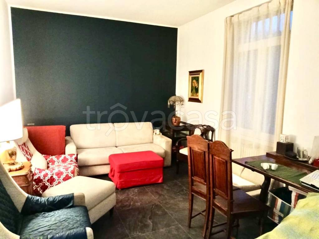 appartamento in vendita a Milano in zona Rogoredo