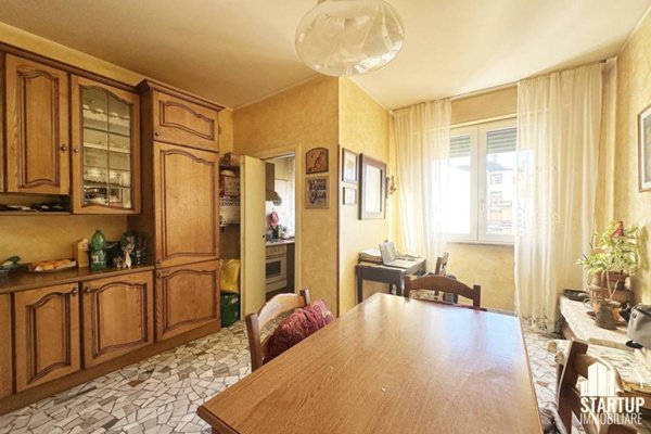 appartamento in vendita a Milano in zona Cascina dei Pomi