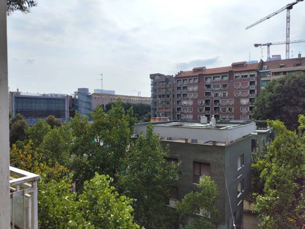 appartamento in vendita a Milano in zona Il Portello
