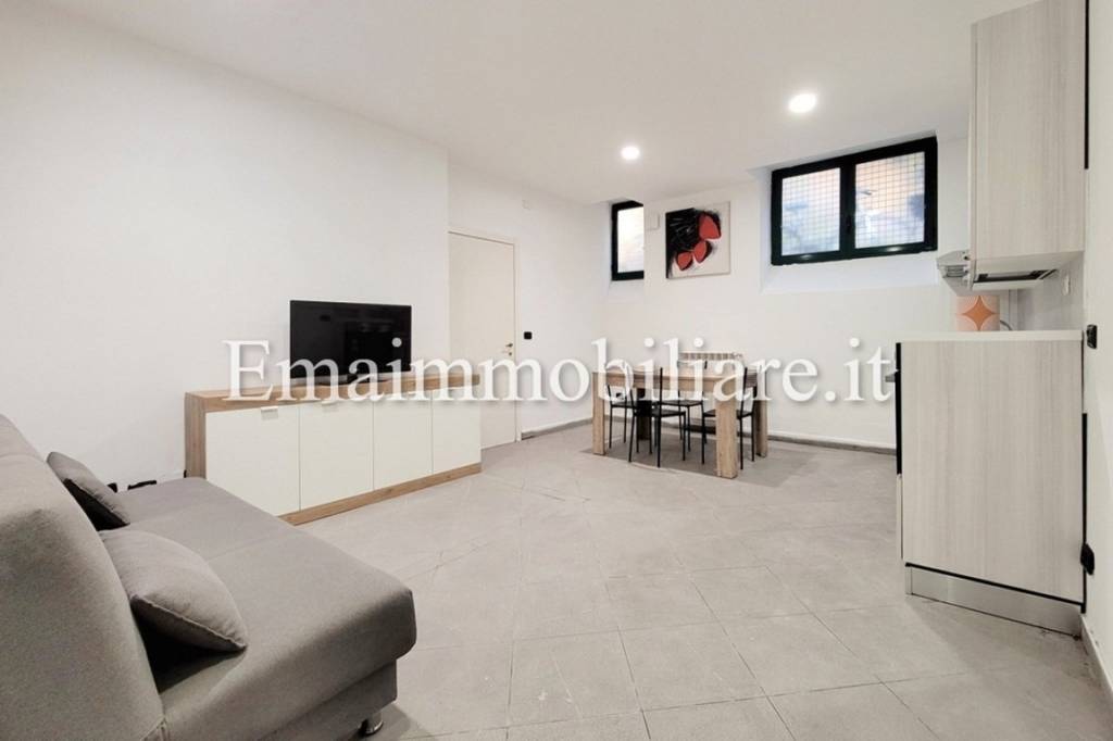 appartamento in vendita a Milano in zona Affori