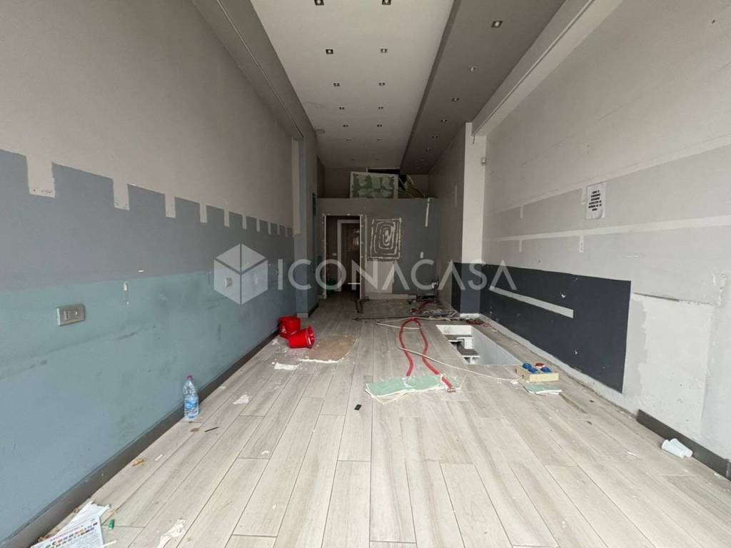 negozio in vendita a Milano in zona Porta Vittoria