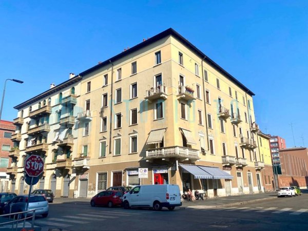 appartamento in vendita a Milano in zona Corvetto