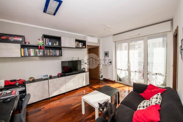 appartamento in vendita a Milano in zona Lambrate