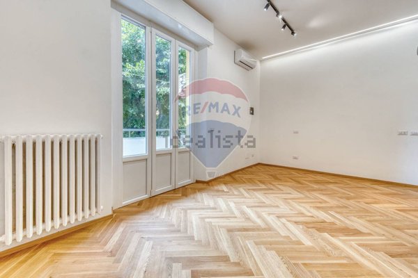 appartamento in vendita a Milano in zona San Siro