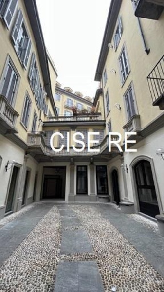 appartamento in vendita a Milano in zona Brera
