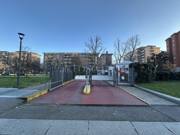 negozio in vendita a Milano