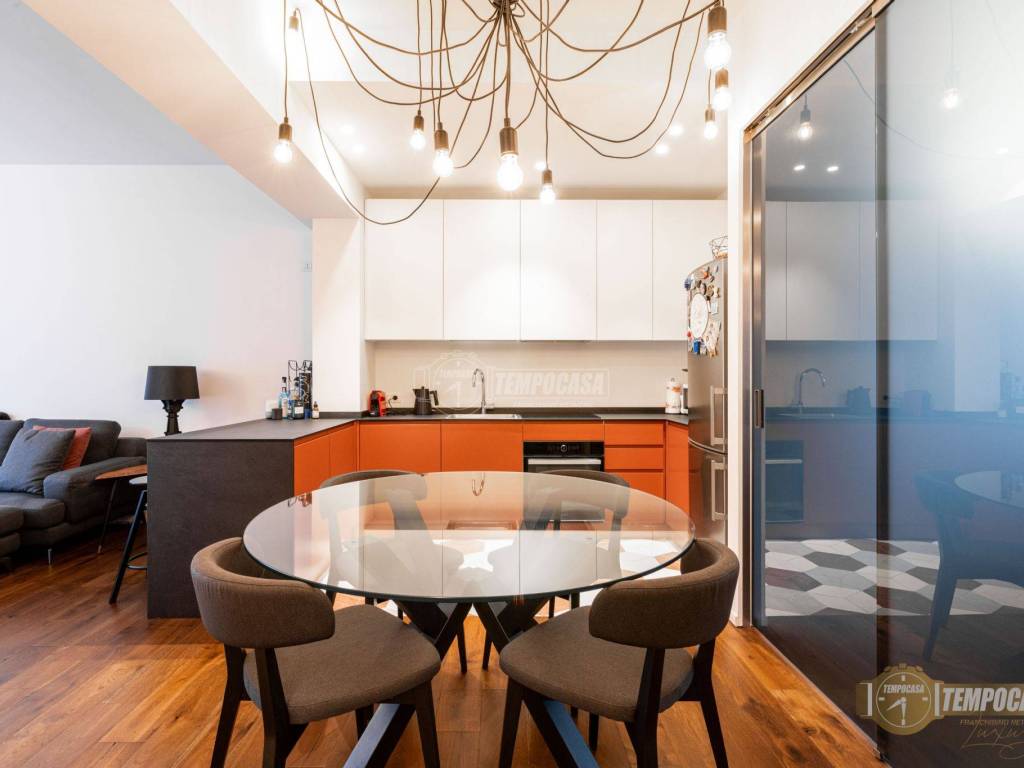 appartamento in vendita a Milano in zona Isola