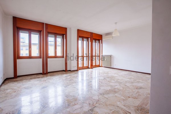 appartamento in vendita a Milano in zona San Siro