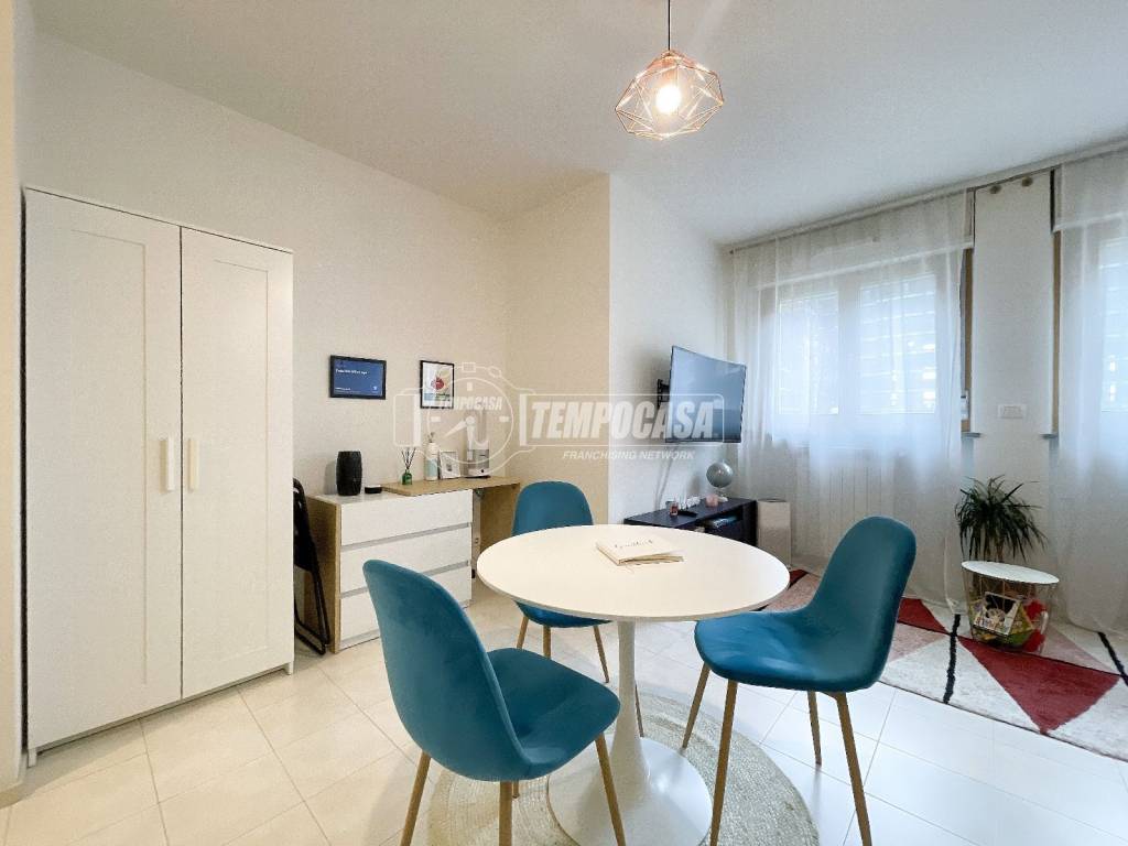 appartamento in vendita a Milano in zona Lambrate