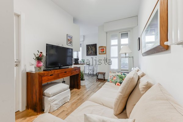 appartamento in vendita a Milano in zona Città Studi