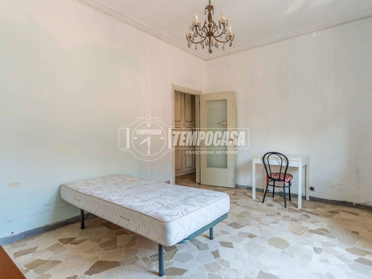 appartamento in vendita a Milano in zona Morivione