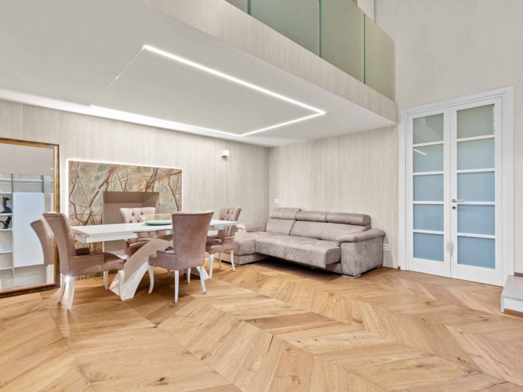 appartamento in vendita a Milano in zona Porta Genova