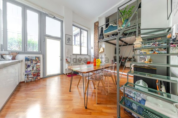 appartamento in vendita a Milano in zona Bocconi