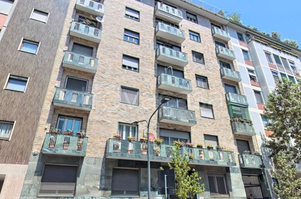 appartamento in vendita a Milano in zona Porta Vittoria