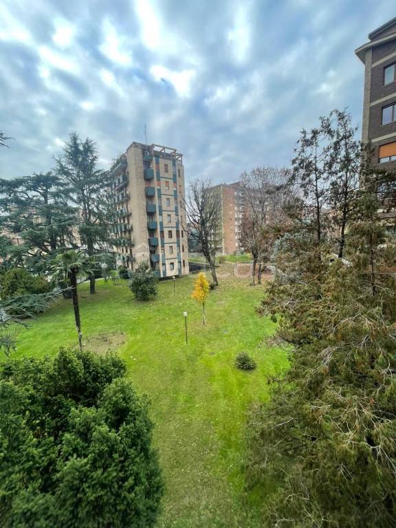 appartamento in vendita a Milano in zona Porta Venezia