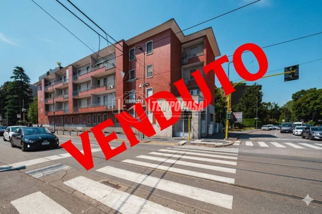 appartamento in vendita a Milano in zona Vigentino