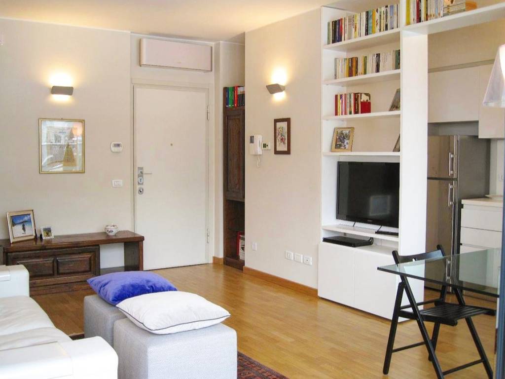 appartamento in vendita a Milano in zona Ponte Lambro