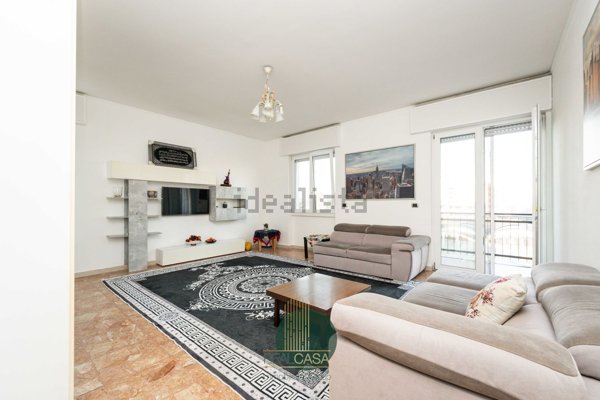 appartamento in vendita a Milano in zona Crescenzago