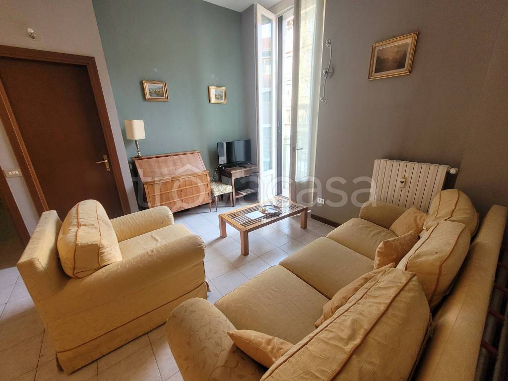 appartamento in vendita a Milano in zona Sempione