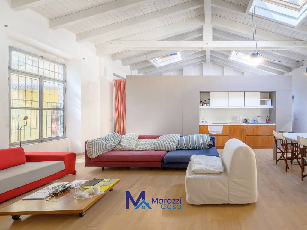 appartamento in vendita a Milano in zona Isola