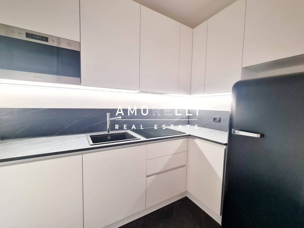 appartamento in vendita a Milano in zona Porta Nuova