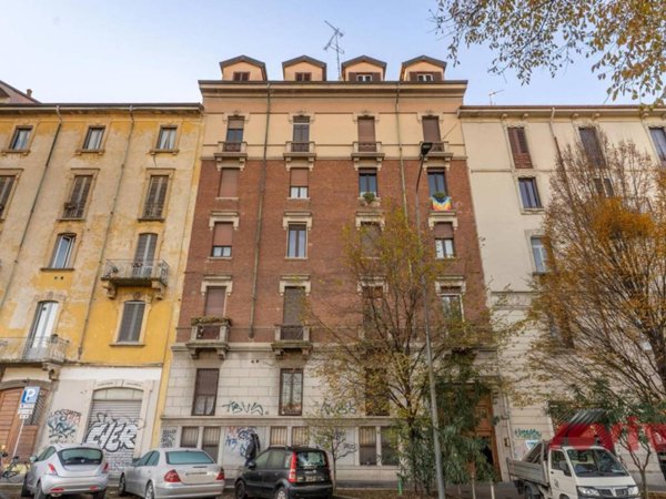 appartamento in vendita a Milano in zona Vigentino