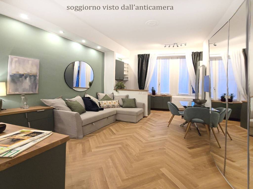 appartamento in vendita a Milano in zona Isola
