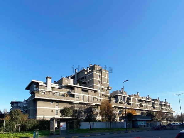 appartamento in vendita a Milano in zona Ronchetto sul Naviglio