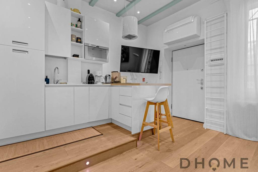 appartamento in vendita a Milano in zona Piazzale Lodi