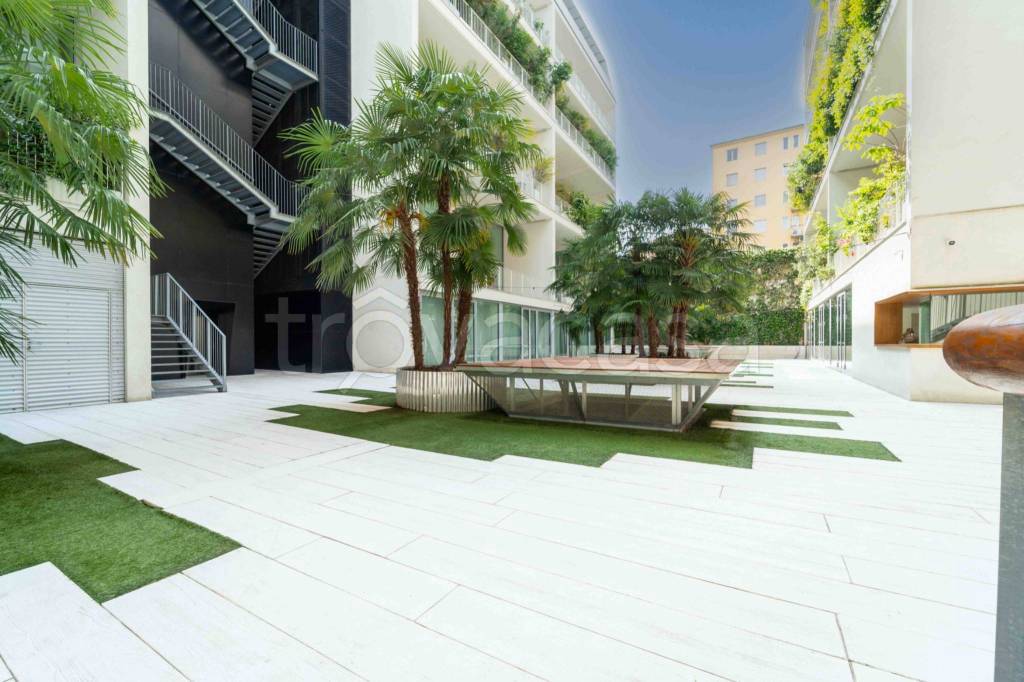 appartamento in vendita a Milano in zona Crescenzago