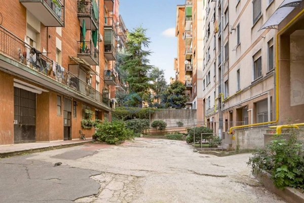 negozio in vendita a Milano in zona Vialba