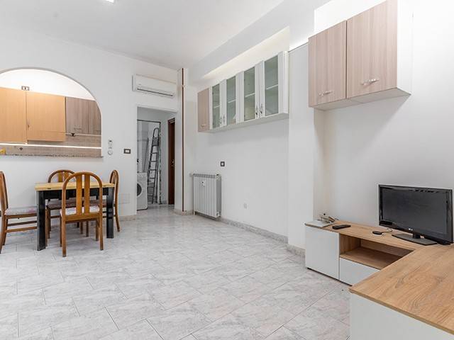 appartamento in vendita a Milano in zona Rogoredo