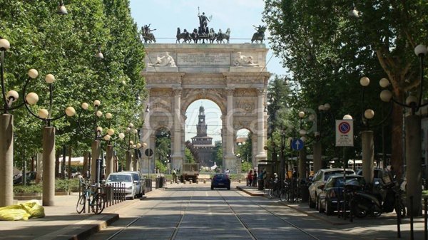 appartamento in vendita a Milano in zona Sempione