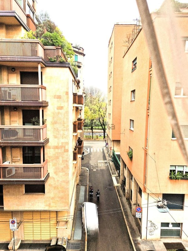 appartamento in vendita a Milano in zona Porta Garibaldi