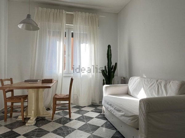 appartamento in vendita a Milano in zona Porta Genova