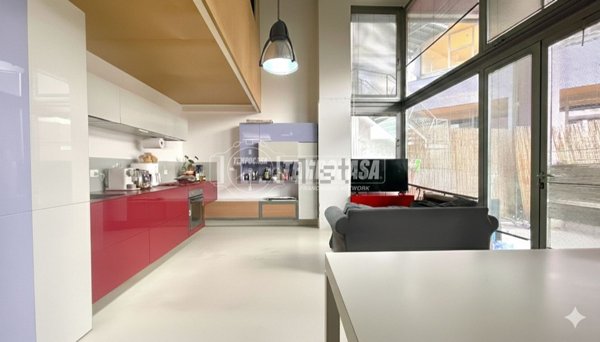 appartamento in vendita a Milano in zona Lambrate