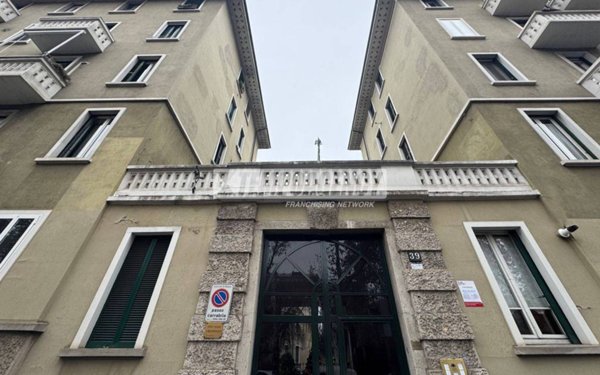 appartamento in vendita a Milano in zona Città Studi