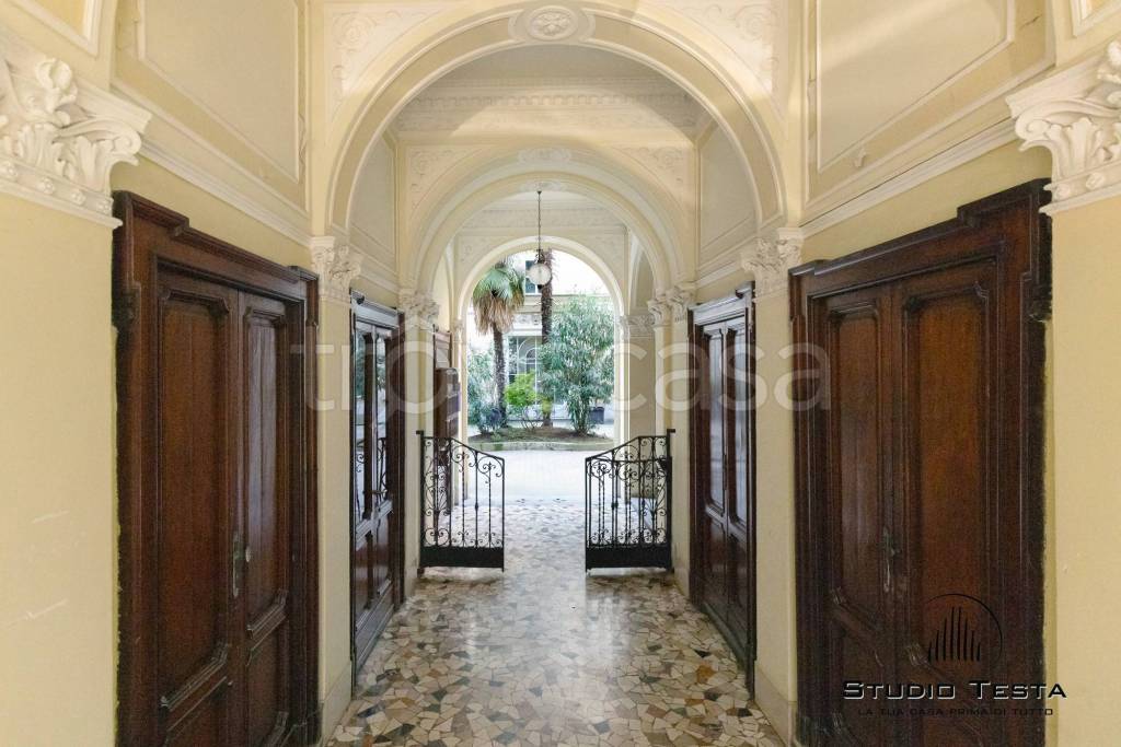 appartamento in vendita a Milano in zona Centro Storico