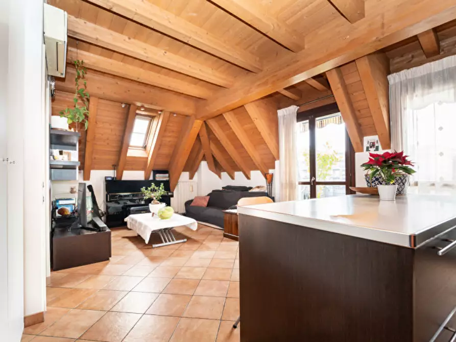 appartamento in vendita a Milano in zona Forlanini