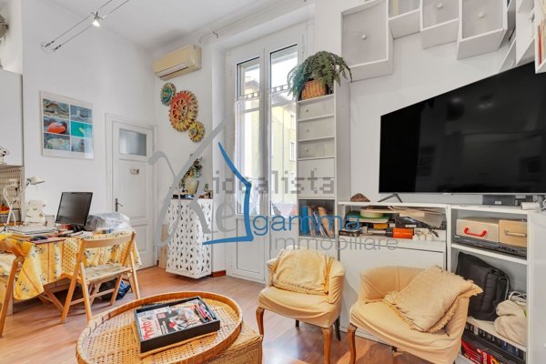 appartamento in vendita a Milano in zona Bocconi