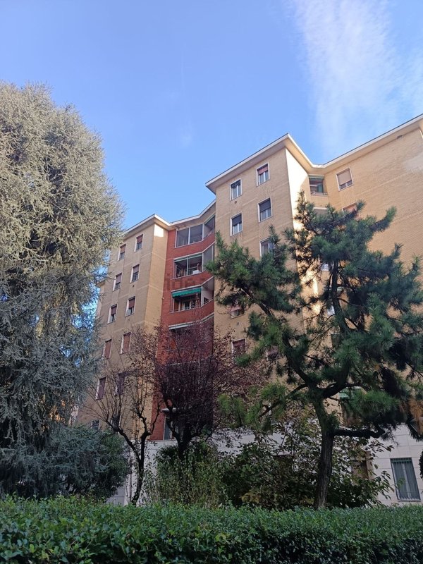 appartamento in vendita a Milano in zona Chiesa Rossa