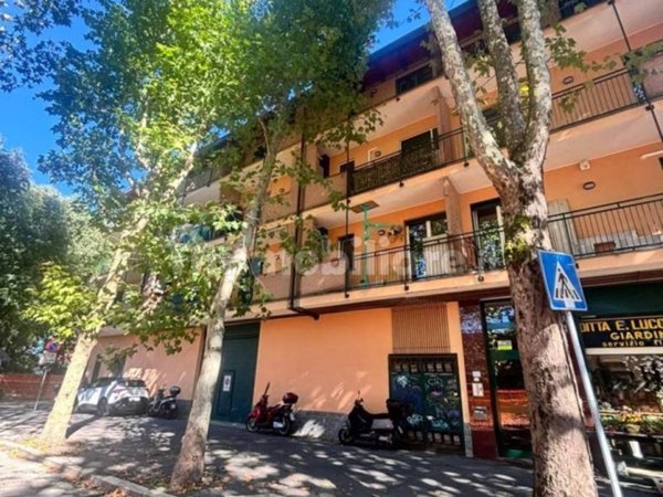 appartamento in vendita a Milano in zona Molino Dorino