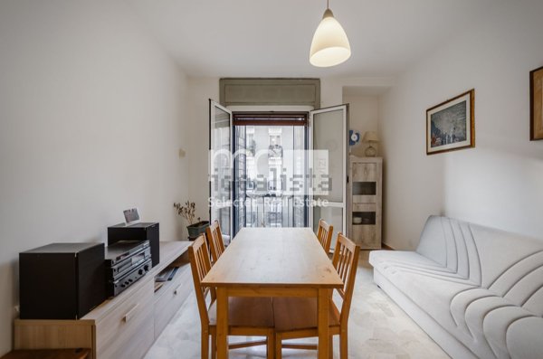 appartamento in vendita a Milano in zona Lorenteggio