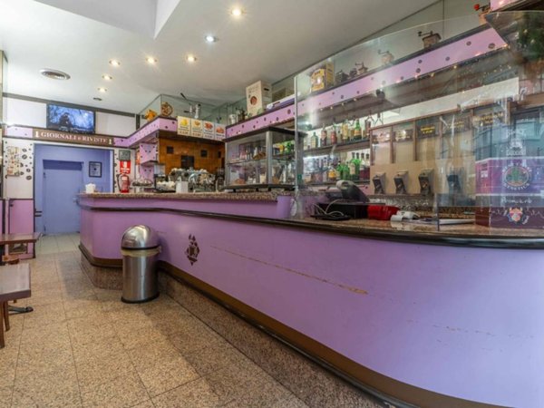 negozio in vendita a Milano in zona Chiesa Rossa