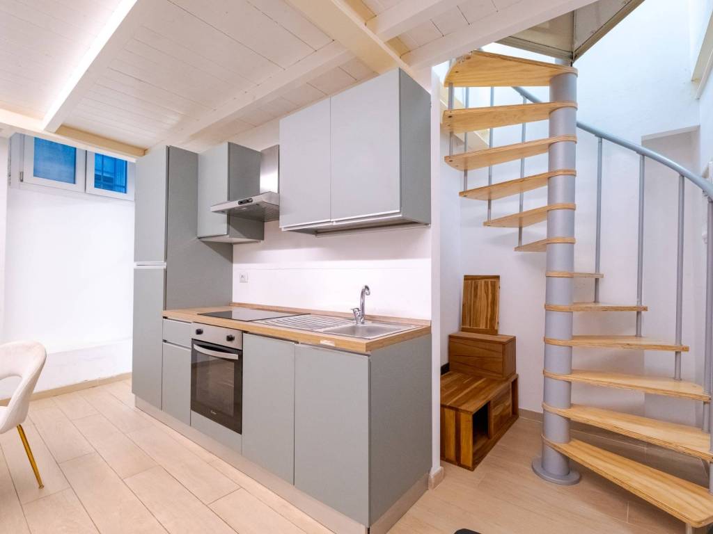 appartamento in vendita a Milano in zona Isola