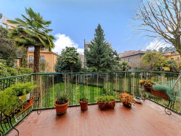 casa indipendente in vendita a Milano in zona San Siro